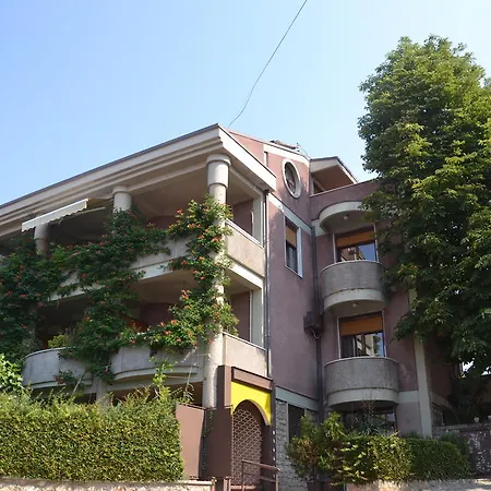 Villa Forum *